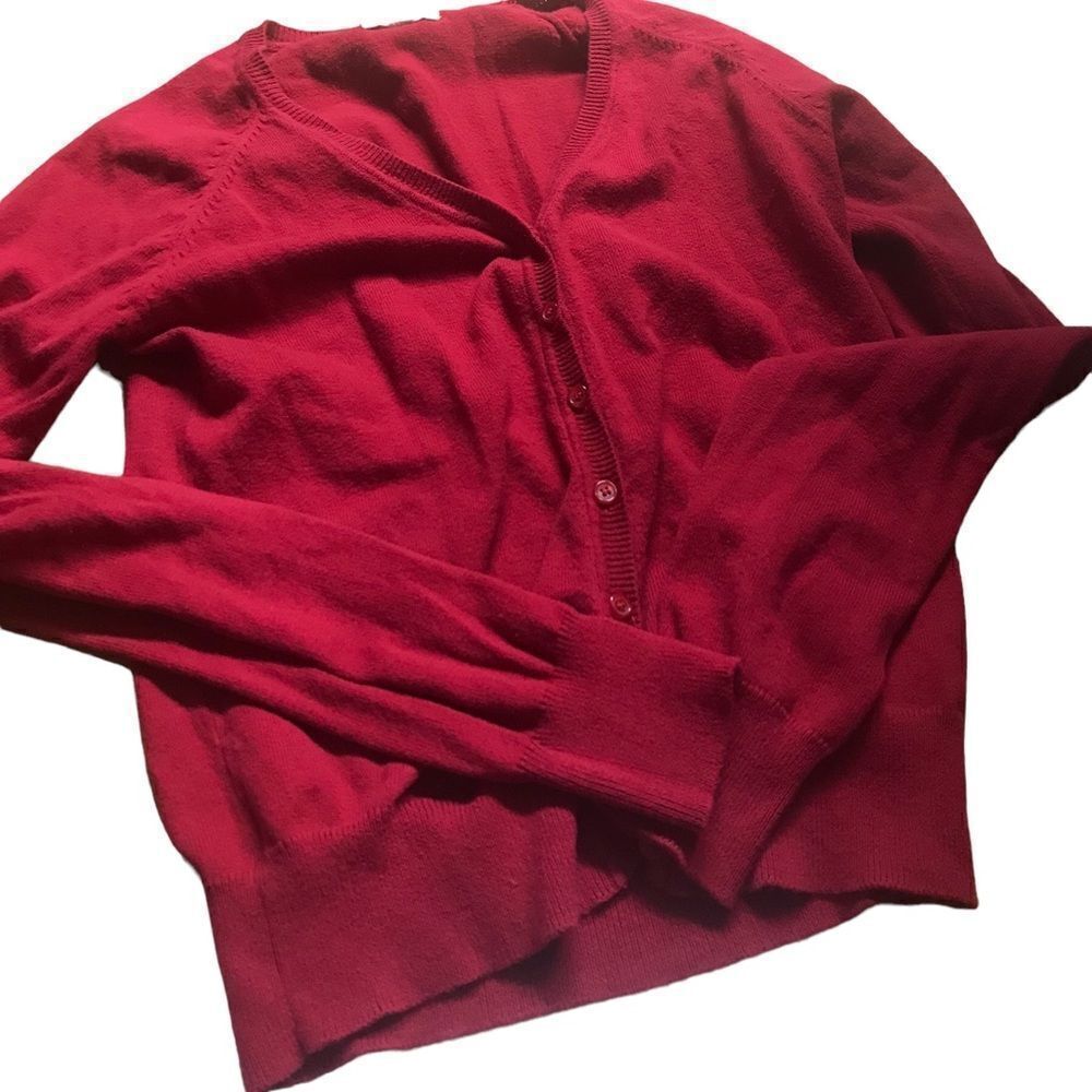 AmbianceĀ size small cardiganāexcellentāconditionāseeāpic